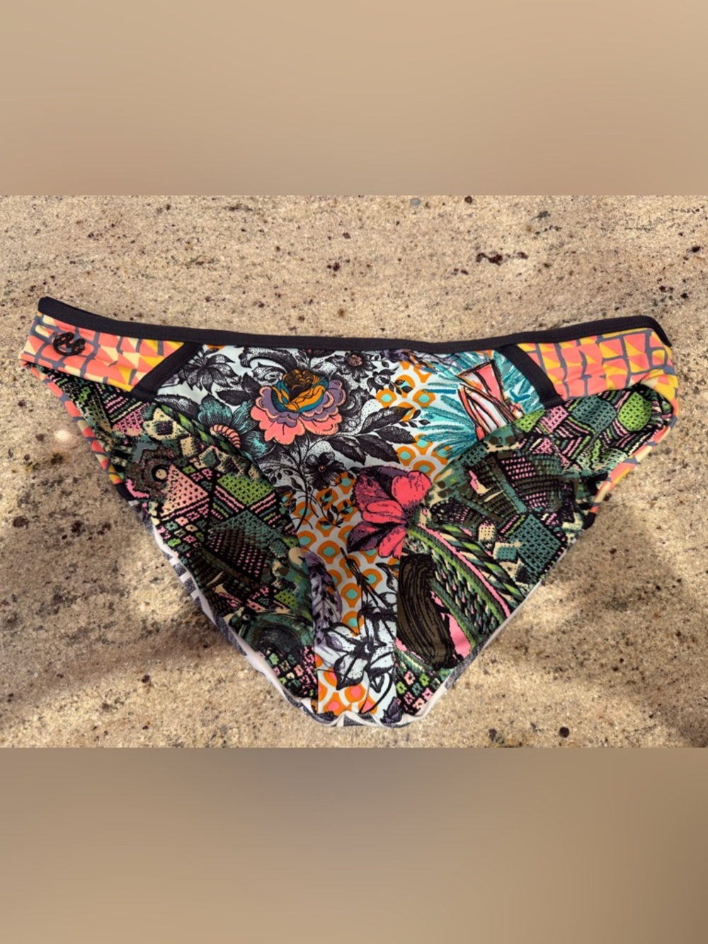 Maaji Bikini Bottoms Size L